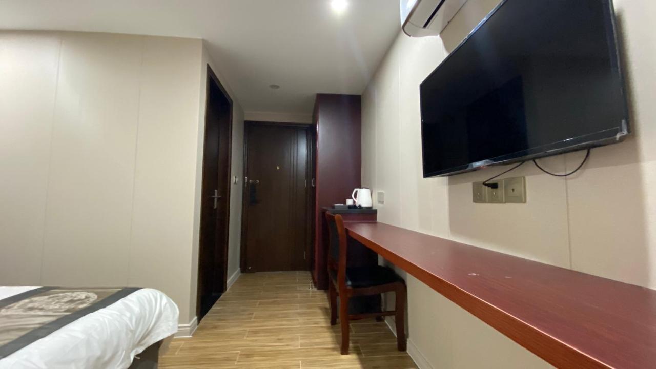 U Plus Internationl Hotel 优家国际酒店 Phnom Penh Extérieur photo