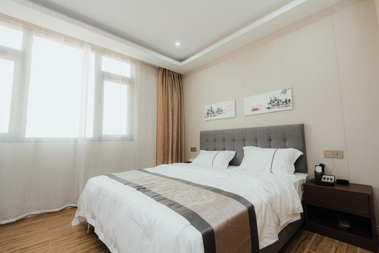 U Plus Internationl Hotel 优家国际酒店 Phnom Penh Extérieur photo