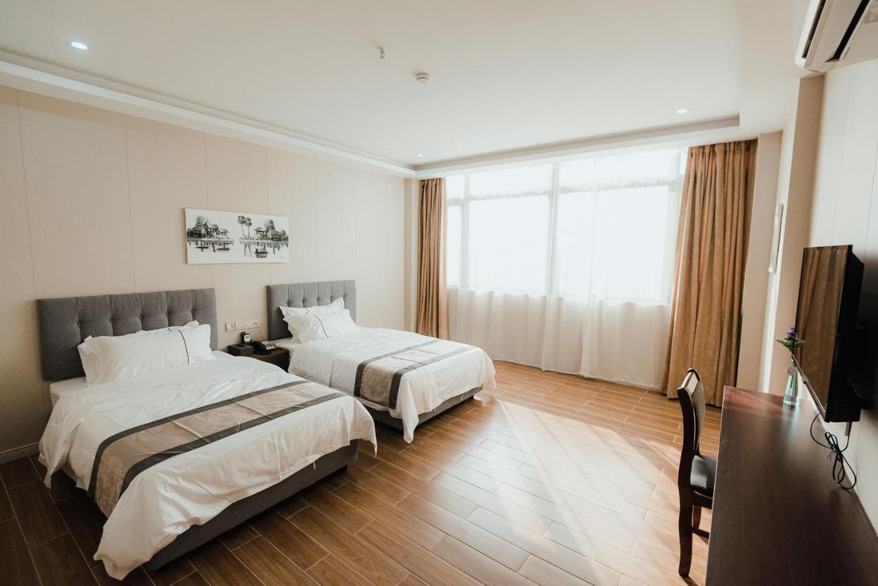 U Plus Internationl Hotel 优家国际酒店 Phnom Penh Extérieur photo
