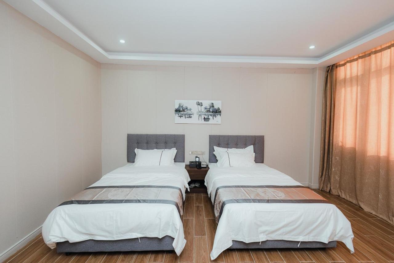 U Plus Internationl Hotel 优家国际酒店 Phnom Penh Extérieur photo